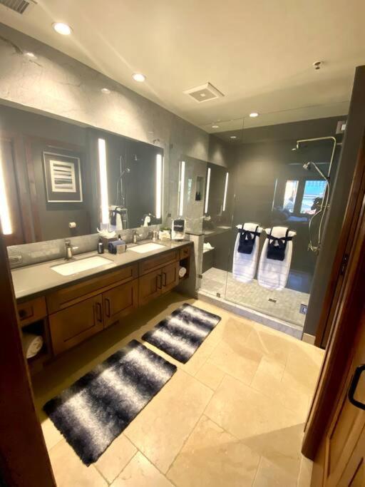 סאות' לייק טאהו Ski In/Out - Zalanta - Great Location- 2 Hot Tubs - Heated Pool מראה חיצוני תמונה