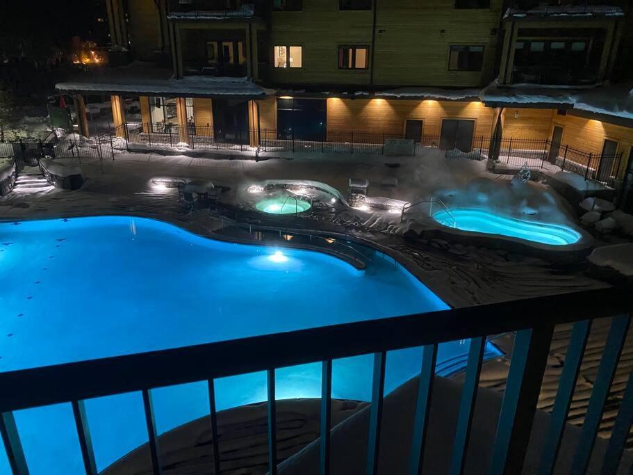 סאות' לייק טאהו Ski In/Out - Zalanta - Great Location- 2 Hot Tubs - Heated Pool מראה חיצוני תמונה